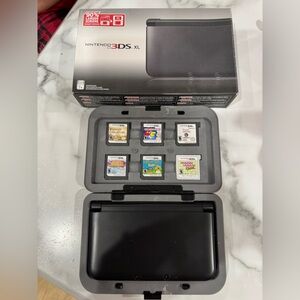 Nintendo 3DS XL Black with Game Collection